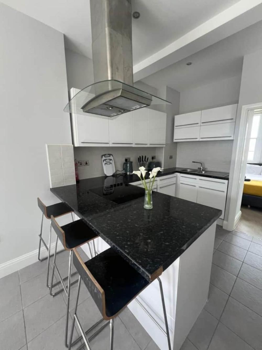 Appartamento Star Heath St 2-bed Adobe